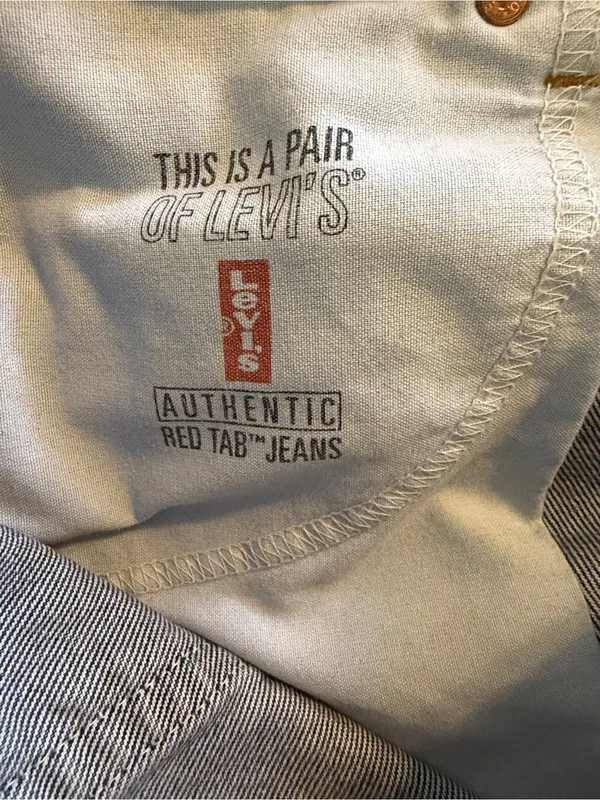Levis Vintage 550 Jeans Women’s Size 14 Reg Relaxed Fit Tapered Leg 100% Cotton - Image 9