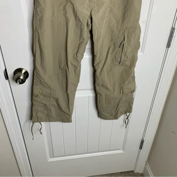 The north‎ face crop cargo pants size small hiking - Image 3