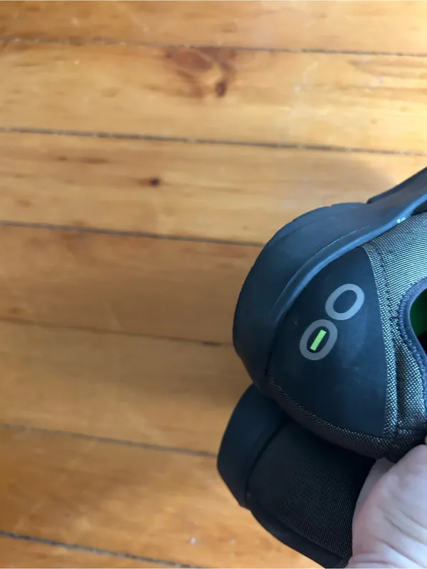 ☀️3/$25 Oofos Oomg Low Gray/Black Comfort Slip On Shoes 8.5 - Image 2