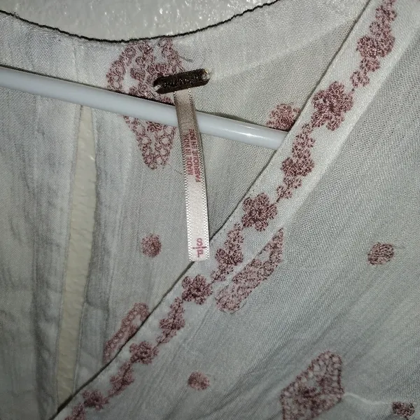 Free People‎ Sleeveless Diamond Embroidered Small - Image 5