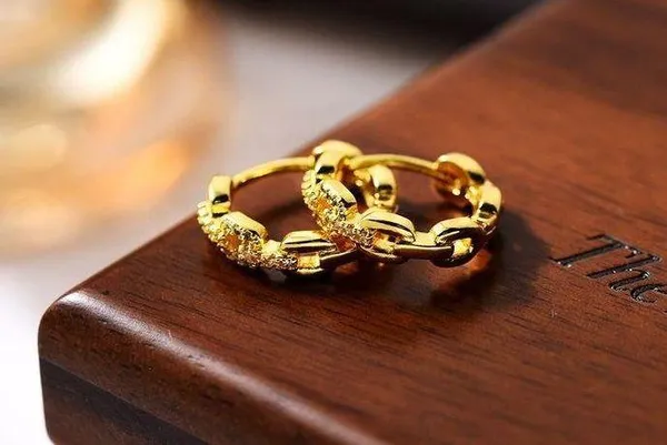 17mm Small Yellow Gold Color Hoop Earrings for Women - Image 2