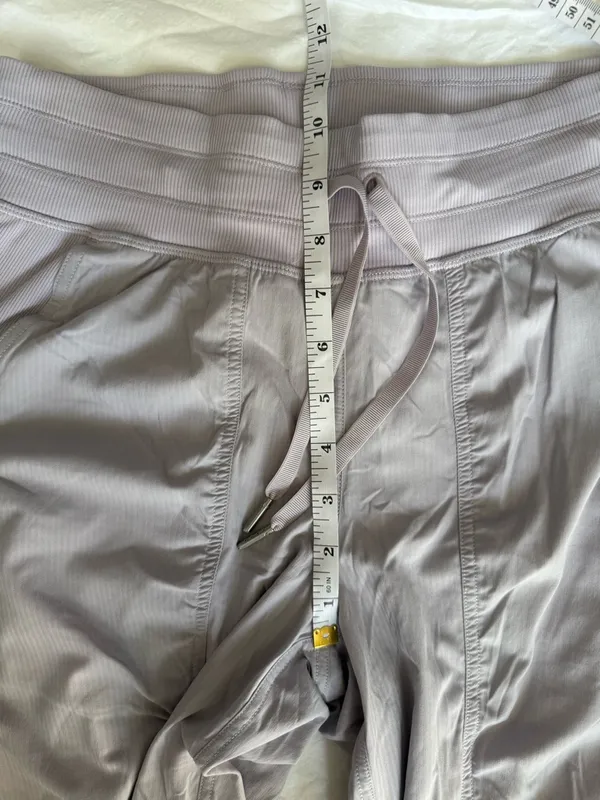 Lululemon Dance Studio Mid-Rise Jogger 7/8 Length in Lavender Purple Size 4 - Image 10