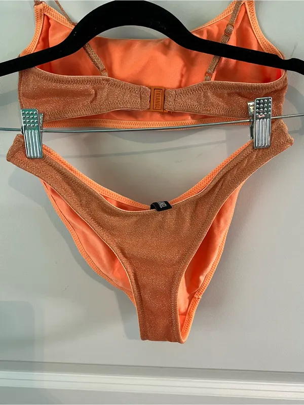 Triangl Mica bikini Set in a sparkly metallic orange color ombré Size XS - Image 5