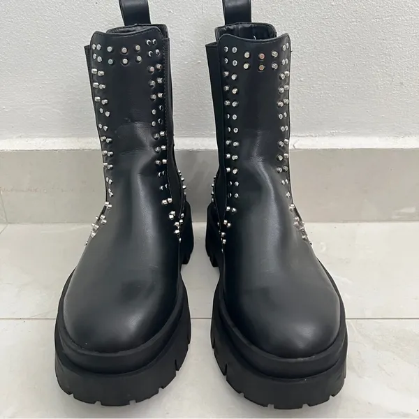 NEW ZARA Studded Chunky Moto Boots Black Chelsea Vegan Leather m size 6 / 36 EU - Image 5