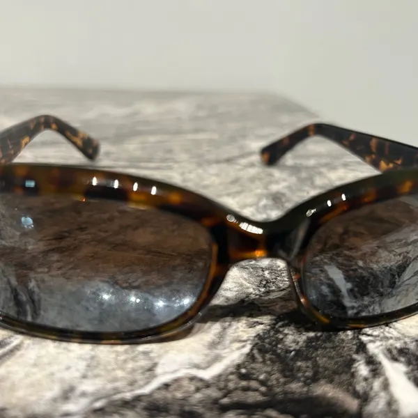 Tortoise Shell Sunglasses Brown - Image 10
