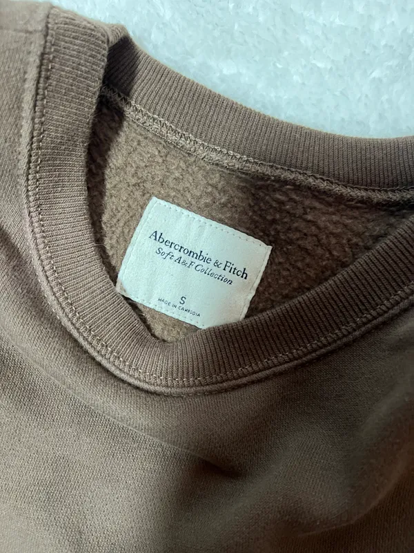 Abercrombie Crewneck - Image 2