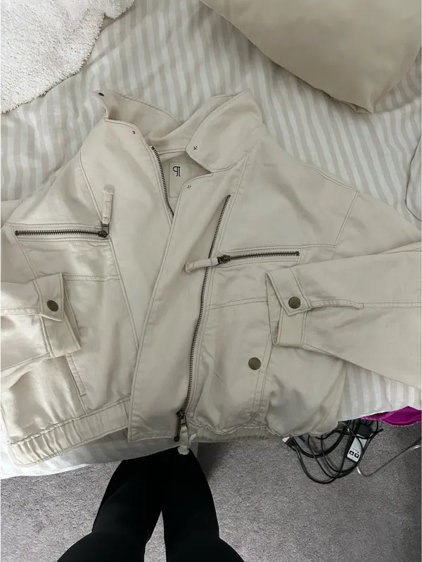 Anthropologie Cream Jacket - Image 4