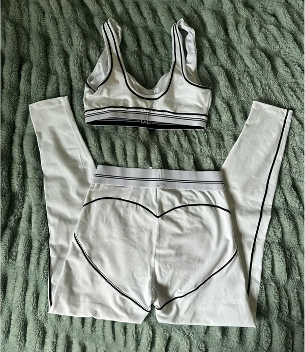 Alo Set - Image 2