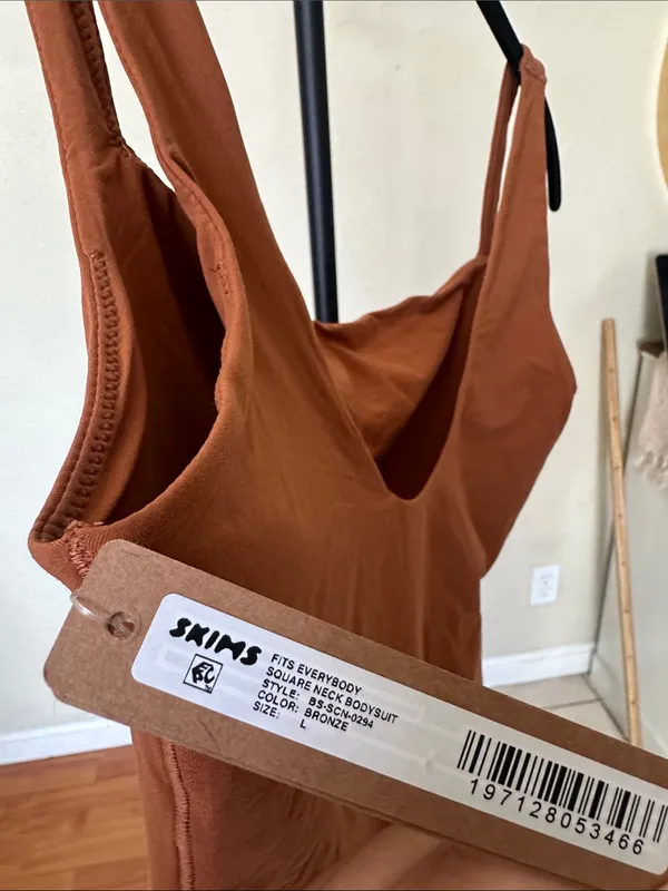 Skims fits everybody square neck bodysuit BRONZE size L NWT - Image 5