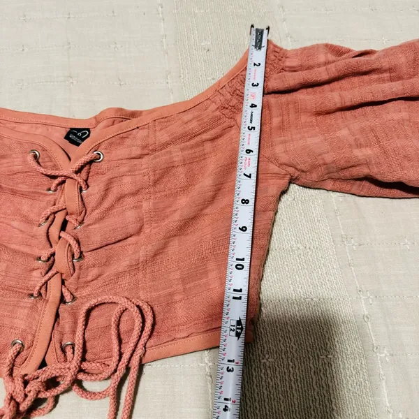 Windsor Women‎ Coral Peasant Lace-Up Off the Shoulder Cottagecore Cropped Top L - Image 12