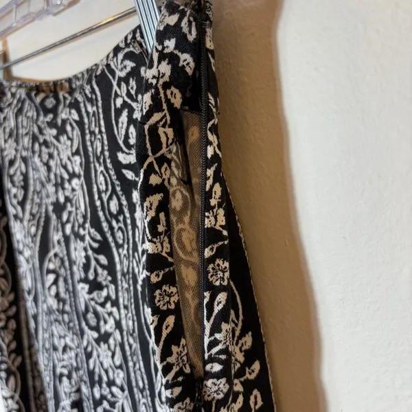 Abercrombie & Fitch Black Floral Print Wide Leg Boho Casual Pants Size‎ 2 - Image 5