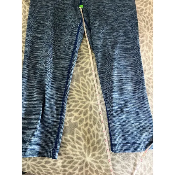 Nike Legend Dri-FIT Cropped Leggings‎ size Small Capri Blue Space Dye 90s Sporty - Image 7