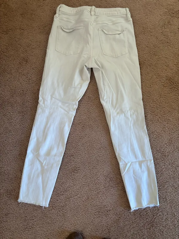 Universal Thread white denim - Image 4