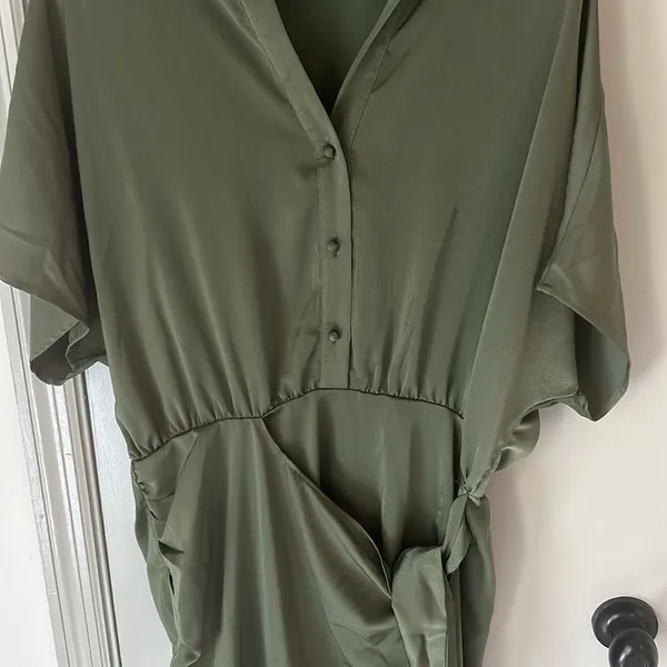Showpo Ameleth Collared Wrap Front Mini Dress in Olive Size 8 Green - Image 7