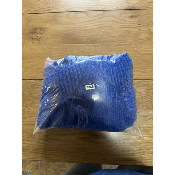 Lulu B Women Size Large Blue‎ Knit Sweater Polyester Classic City Office Winter - Image 11