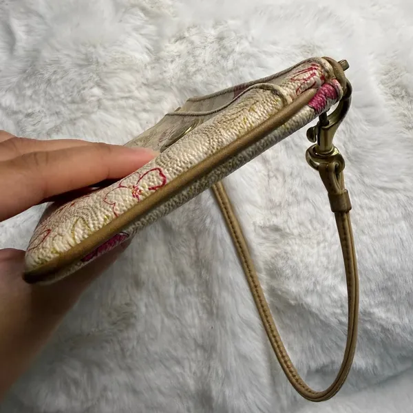 COACH Coated Canvas Signature Floral Wristlet - Image 5