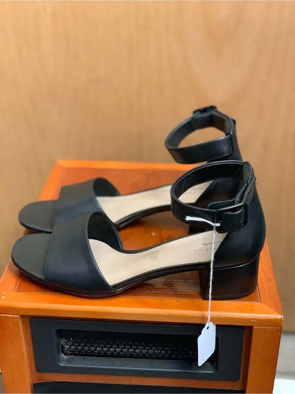 Clarks Collection Black Elisa Dedra Open Toe Sandals Size-8 Minimalist Chic - Image 5