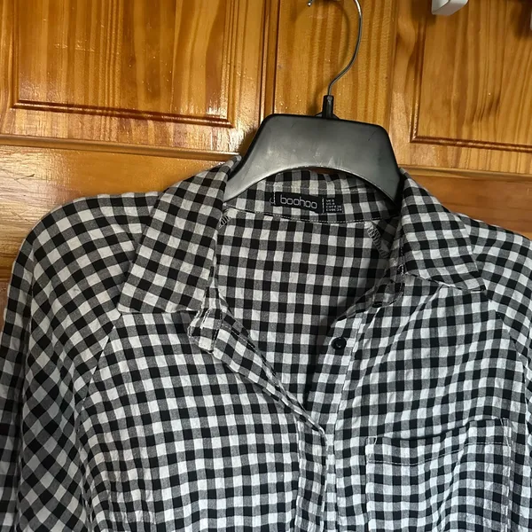 Black and White Checkered gingham Shirt Size L - Image 2