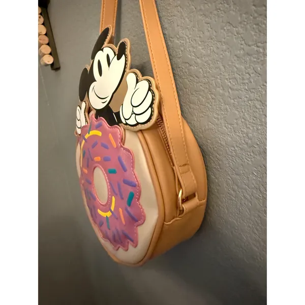 NWT Disney Bioworld Mickey Mouse Sprinkle Donut Crossbody Bag Purse - Image 2