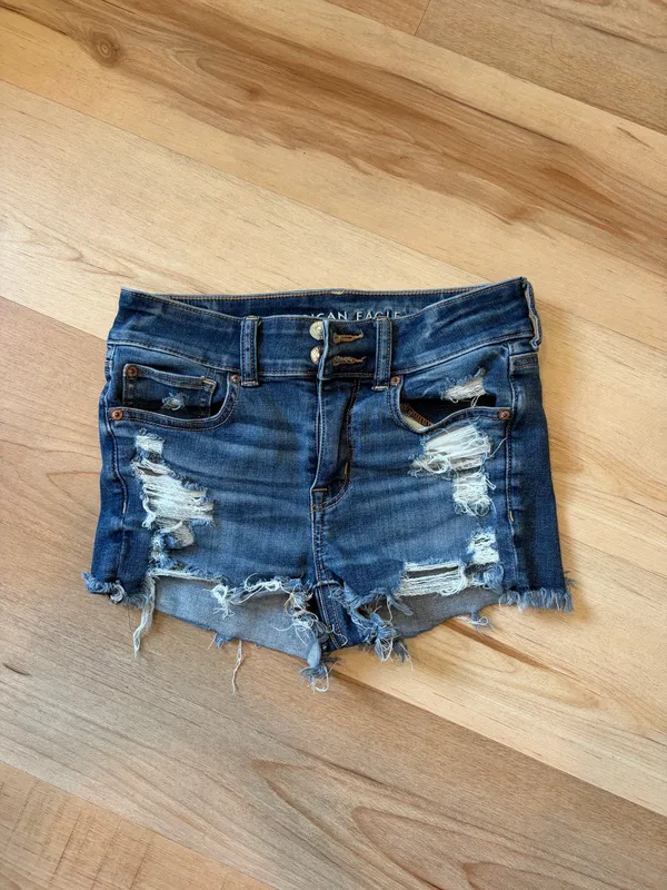 American Eagle Jean Shors - Image 2