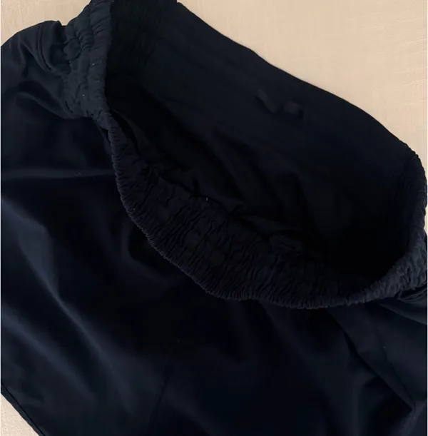 Lululemon Hotty Hot 2.5" High-Rise Lined Shorts - Image 5