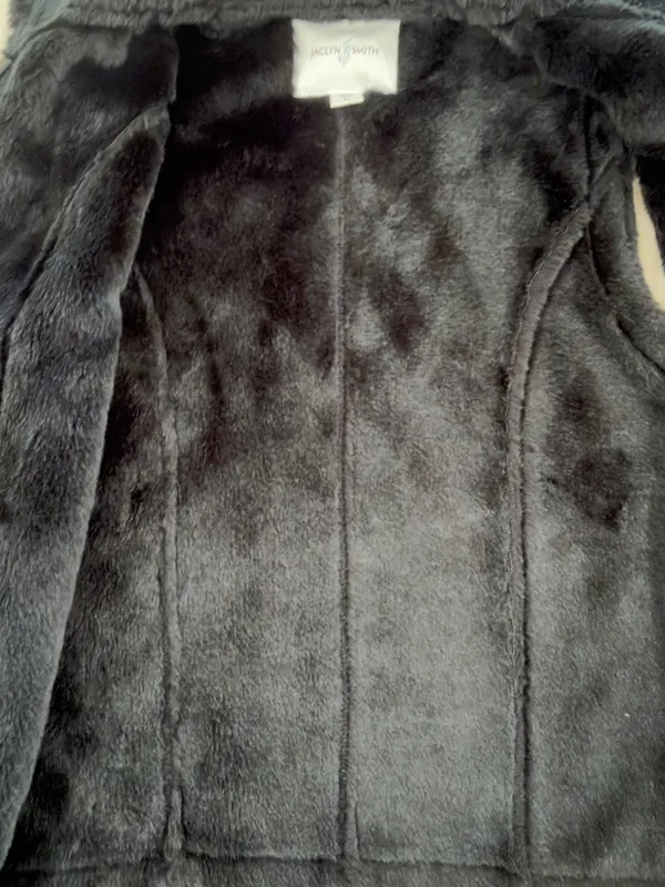 Jaclyn Smith Black Faux Shearling-Trim Vest - Image 10