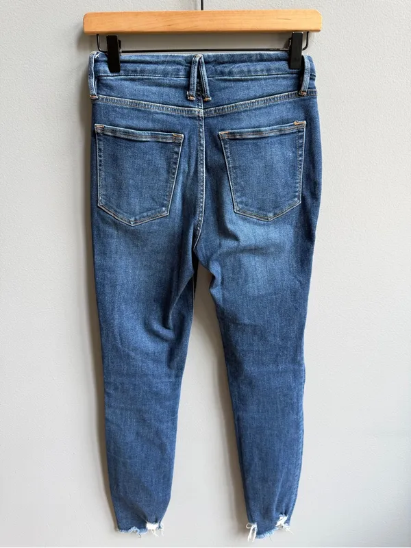 Good American Good Legs Chewed Hem Skinny Jeans Size 4/27 Style GLCH367T - Image 7