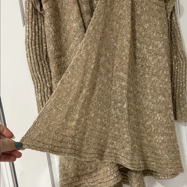 Free People Cozy Tan Women's Sweater Beached Shelled Size XS Oversized - Image 4
