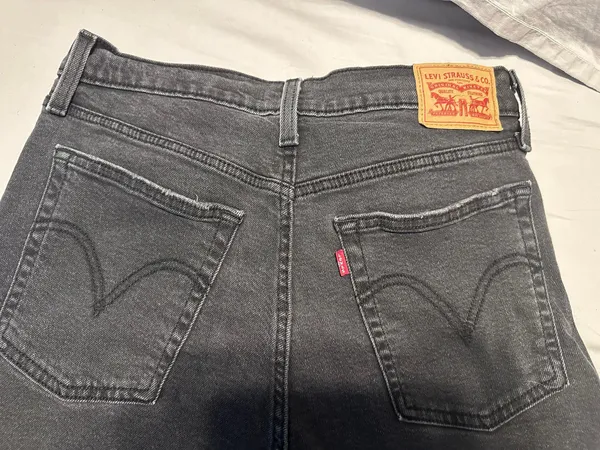 Levi’s Wedgie Straight Jeans - Image 4