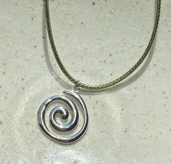 Handmade stainless steel spiral swirl uzumaki funky boho grunge style necklace🌀 - Image 5