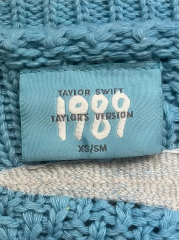 Taylor Swift Blue White 1989 Cardigan Sweater Collegiate Academic Swiftie Size S - Image 4