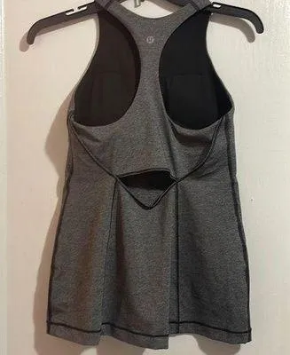 Lululemon Tank with built in bra size 6 - Image 2