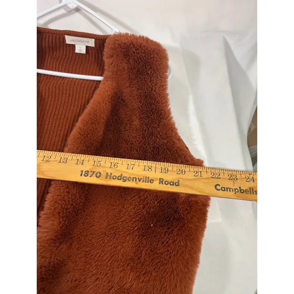 Liz Claiborne Faux Fur Vest Women L Rust Brown Knit Back Open‎ Front Aspen Vibe - Image 4