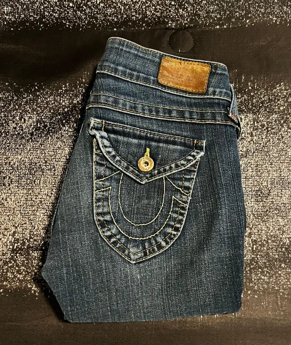 Womens sz27" skinny jeans - Image 2