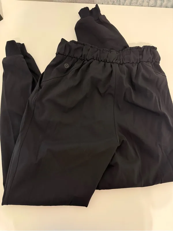 Lululemon Stretch High-Rise Jogger - Image 3