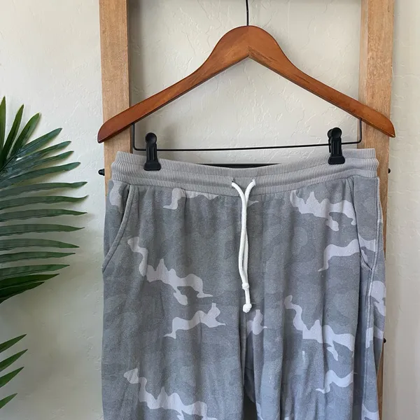 American Eagle Cozy Camo Joggers - Image 2