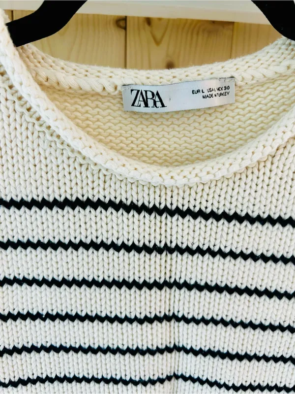 ZARA Cream and Navy Striped Knit Tank - Image 4