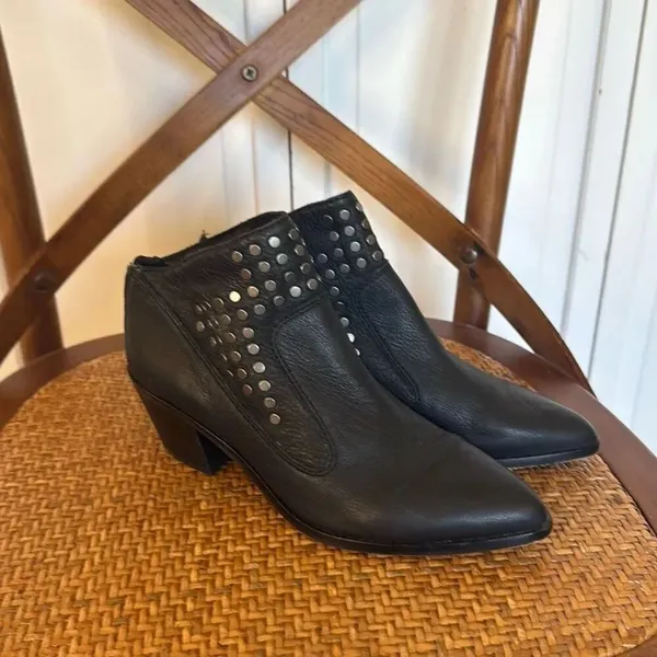 1. State black leather grommet black bootie 6 - Image 2