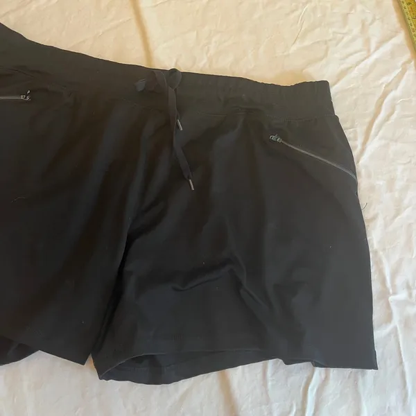 Avia Women's Running Athletic Shorts Black XXL Zippered Pockets - Image 2