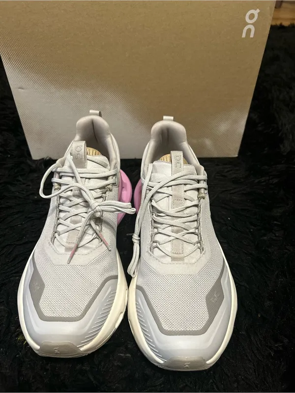 ON CLOUDNOVA X athletic training running lace up shoes sneakers sz 7.5 new - Image 7