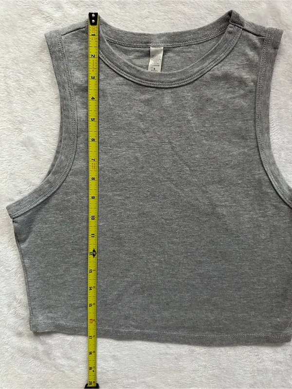 Gray Crop Tank Top Gray Size Medium Sleeveless Cropped Basic USA Strong - Image 2