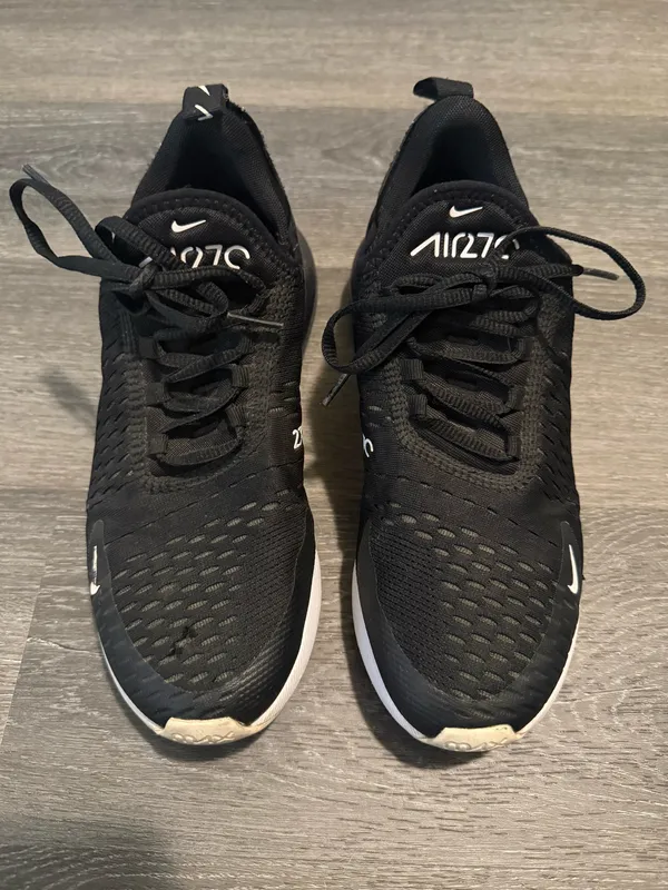 Nike Air Max 270 Shoes - Image 2