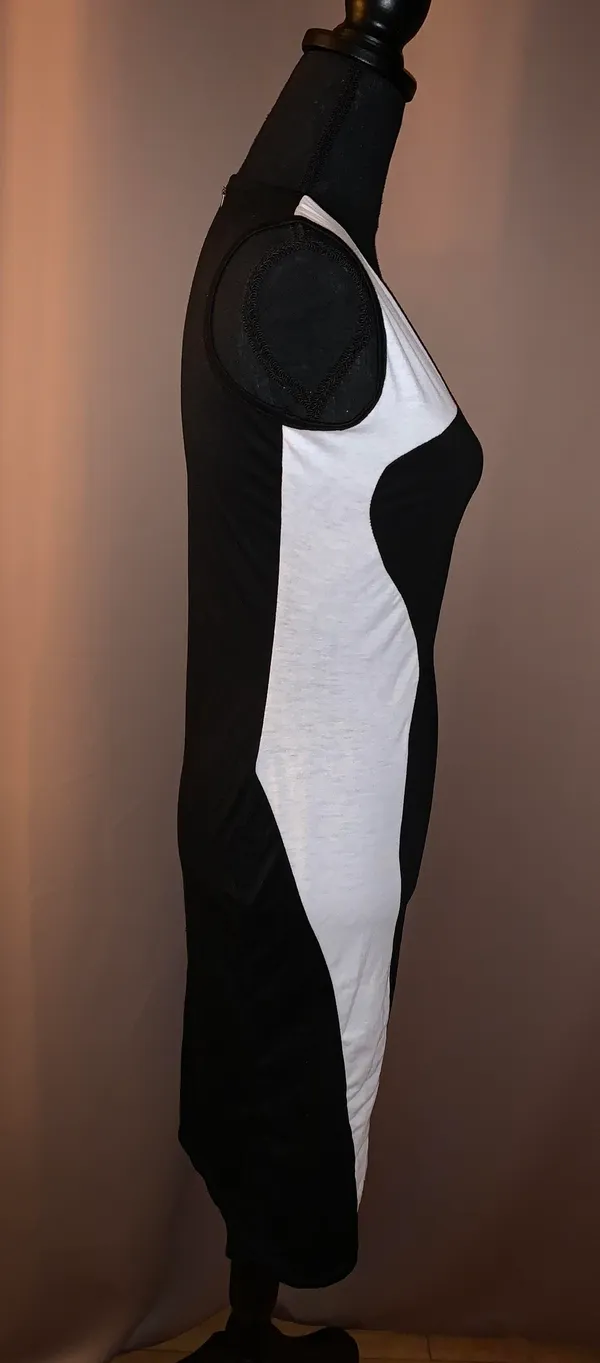 Finejo Two Tone Short Sleeve Bodycon Dress - Image 2