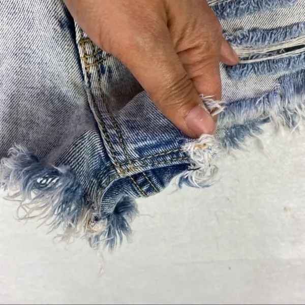 Zara Womens Shorts Size‎ 4 Distressed Light Wash Denim High Rise Cutoff Festival - Image 6