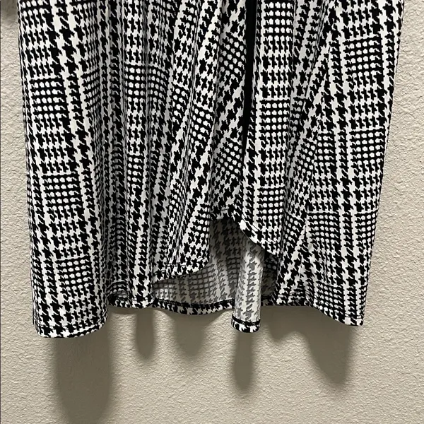 Tommy Hilfiger Black and White Plaid Long Sleeve Dress - Image 6