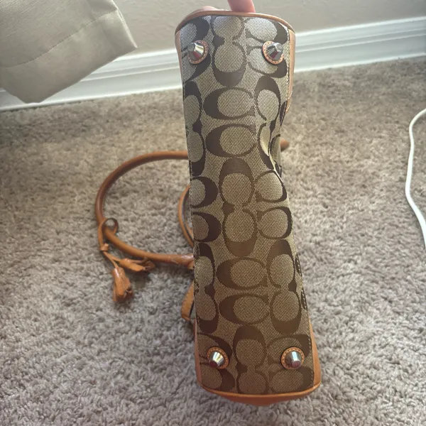 Vintage Coach Hampton Shoulder Bag - Image 3