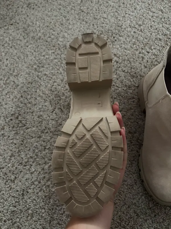 Steve Madden Lug sole boots - Image 3