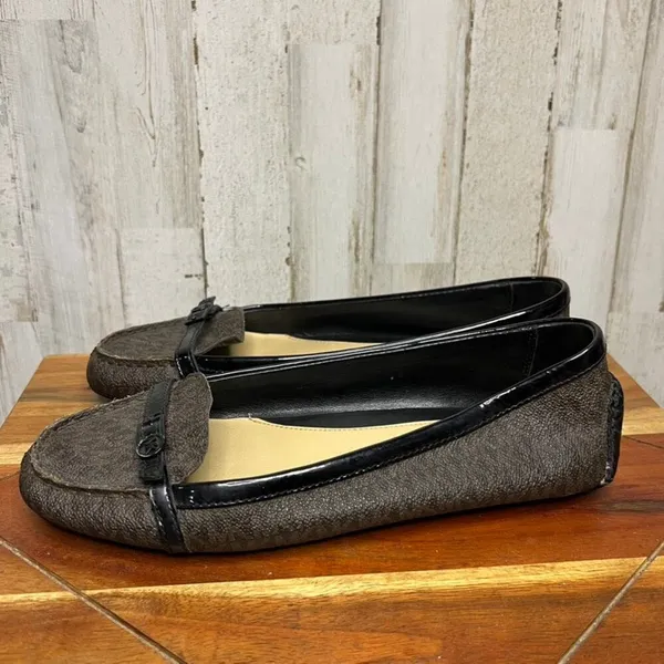 Michael Kors Women's 8.5 Brown MK Logo‎ Loafers Flats Casual Fashion - Image 4