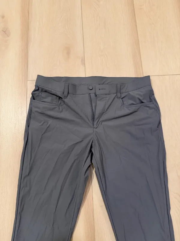 Callaway Grey Golf/Dress Pants Men's Size 32x32 - Image 2