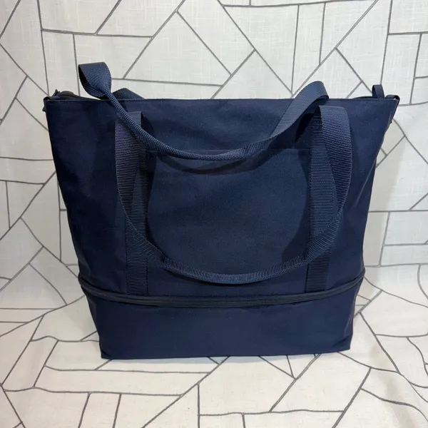 Lo & Sons Catalina Deluxe Tote Navy Blue Canvas Travel Weekend Bag READ - Image 2